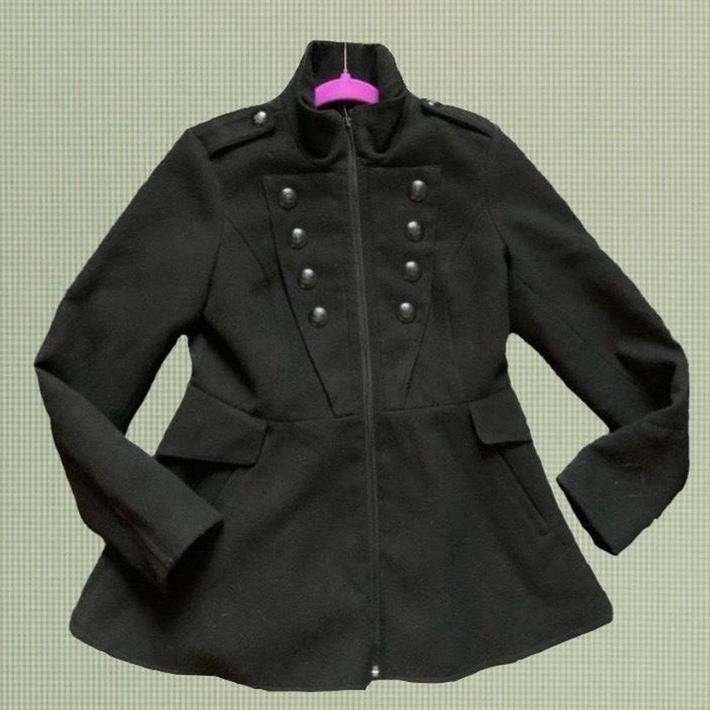Black coat
